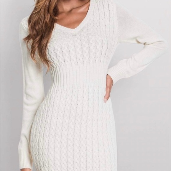 VENUS Dresses & Skirts - Venus Ivory Cable Knit Sweater Dress (Size L)